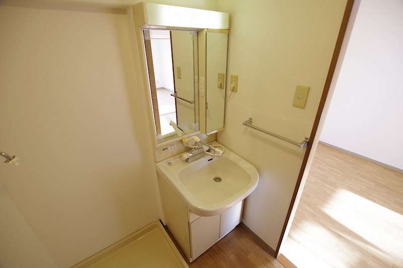 洗面設備　※別号室の写真使用中