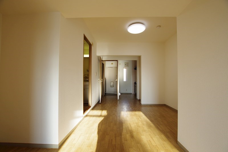 居室・リビング　※別号室の写真使用中