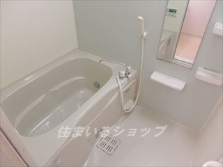 バス・シャワールーム　追い焚き・浴室暖房乾燥機あり