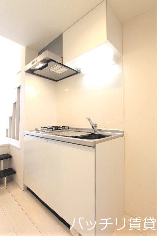 キッチン　同型タイプの為、現状を優先致します。