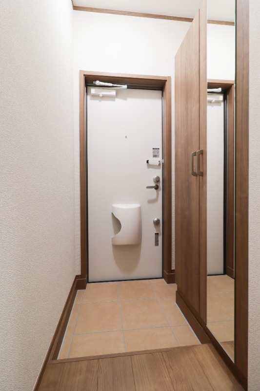 玄関　図面と現状に相違がある場合には現状を優先