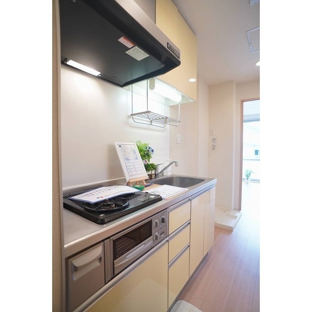 キッチン　２口システムキッチン付きです♪