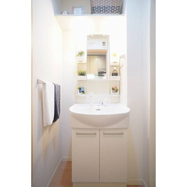 洗面設備　洗面台独立が人気です♪