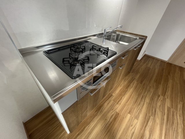 キッチン　サンフラッツ新大阪本館　キッチン