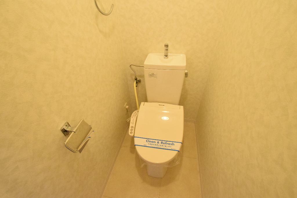 トイレ　シャワー付トイレ