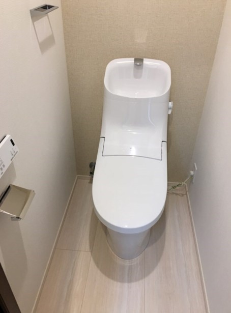 トイレ　トイレ