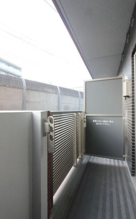 バルコニー　バルコニー