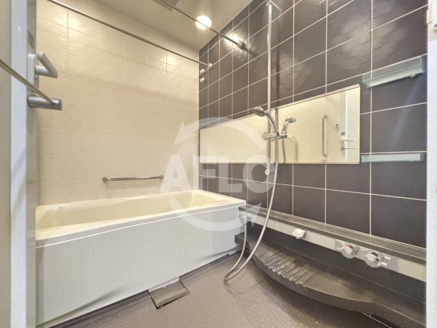 バス・シャワールーム　大阪ひびきの街ザ・サンクタスタワー　風呂