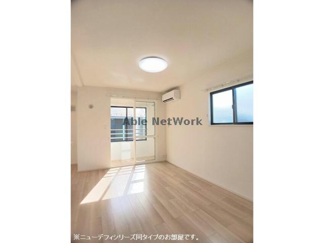 居室・リビング　同タイプ部屋参照