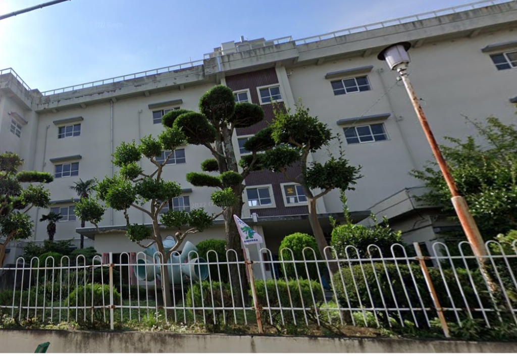 小学校　豊中市立千成小学校（小学校）まで418m