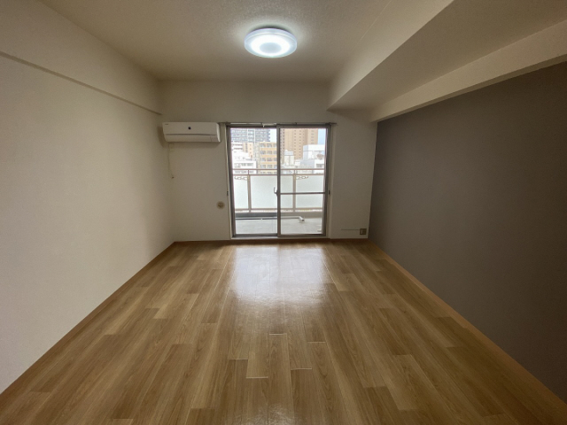 居室・リビング　写真は同マンションの別のお部屋のものです