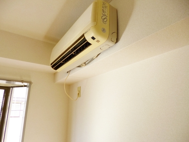 その他設備　エアコン設備ついてます
