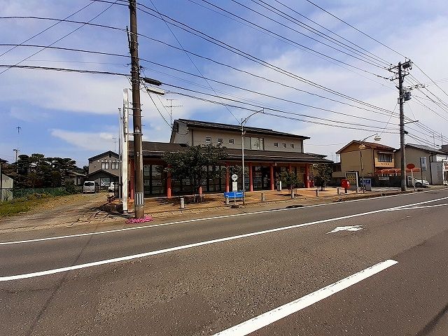 郵便局　涌谷郵便局（郵便局）まで550m