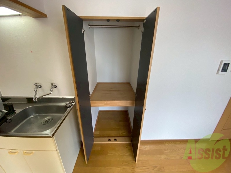 収納　収納もバッチリあるのでお部屋が片付きますよ！