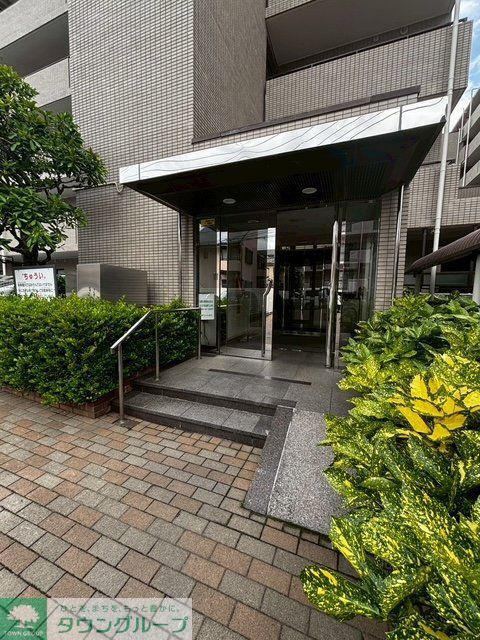 エントランス　エントランス