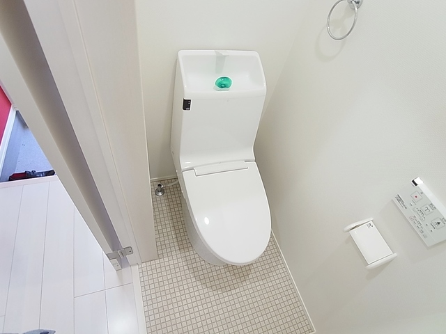 H.Cフラッツ須磨天神のトイレ写真