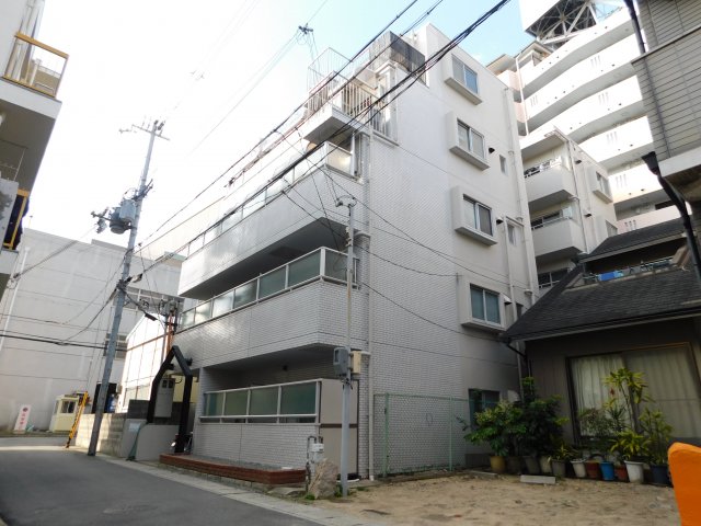 建物外観　外はこのようになっています