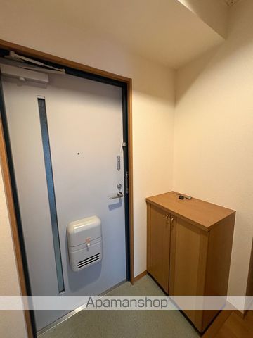 富山地鉄富山港線 インテック本社前駅 徒歩5分 10階建 築25年の玄関写真