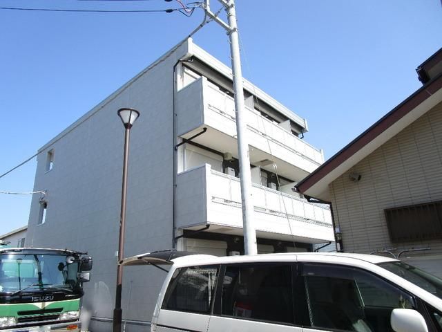 建物外観　★人気の海老名駅まで徒歩４分★