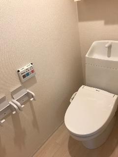 トイレ　トイレ