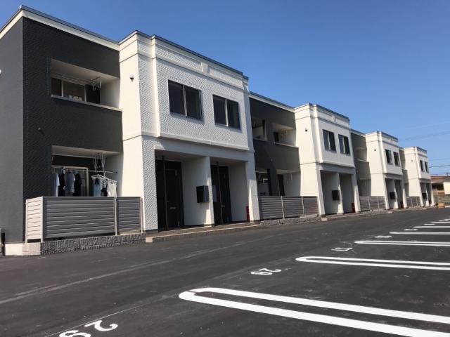 建物外観　外観写真（昼）