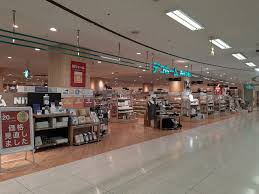 ホームセンター　ニトリデコホームイオンジェームス山店（ホームセンター）まで1123m