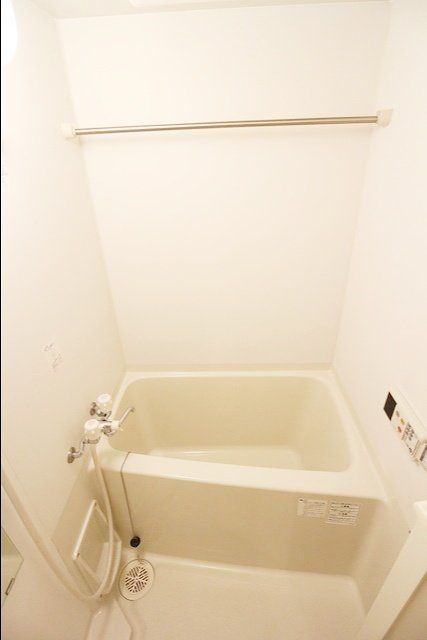 バス・シャワールーム　別部屋参考写真
