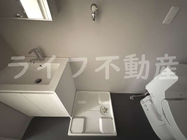 洗面設備　脱衣スペースもあります