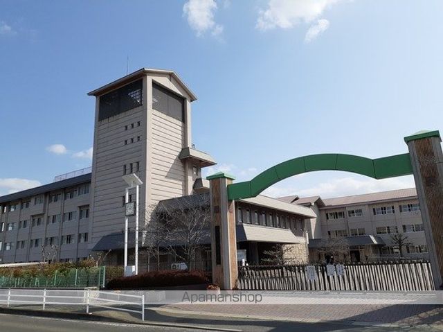 小学校　岡山市立御南小学校（小学校）まで550m