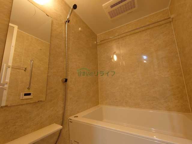 バス・シャワールーム　別部屋参考画像