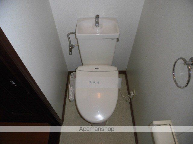 東急東横線 都立大学駅 徒歩10分 2階建 築36年のトイレ写真