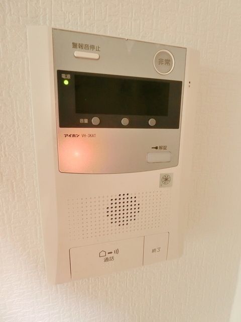 セキュリティ　☆オートロックなので安心☆