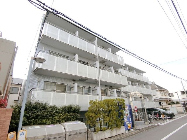 建物外観　☆鉄筋コンクリートのマンションです☆