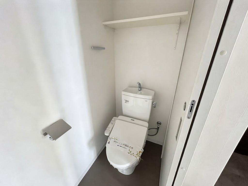 ＪＲ山手線 池袋駅 徒歩6分 8階建 築8年のトイレ写真