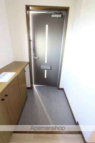 高松琴平電鉄志度線 潟元駅 徒歩11分 6階建 築31年の玄関写真