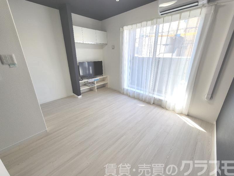 居室・リビング　明るいお部屋です♪