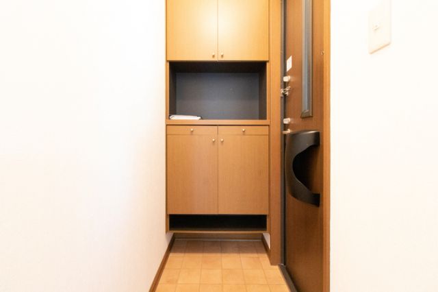 フォレストU Aの玄関写真