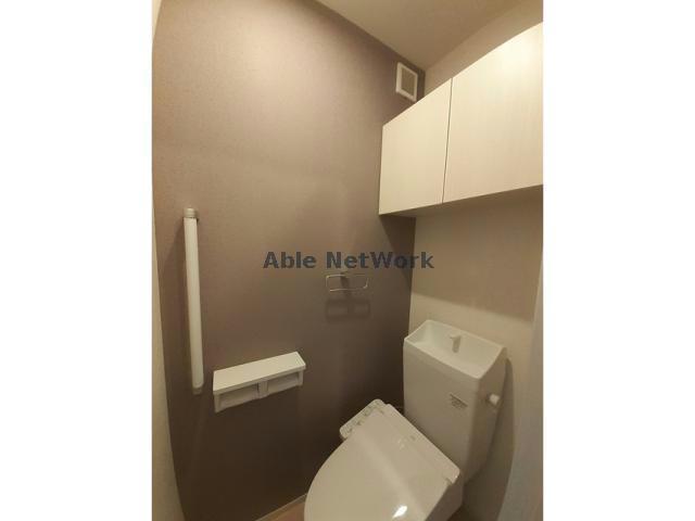 西尾市 2階建 築3年のトイレ写真