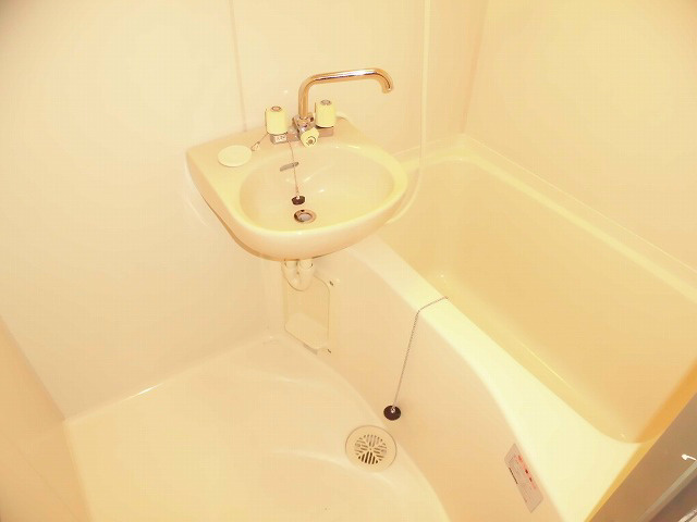 ピラーズ北山の風呂写真