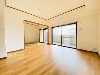 ＪＲ鹿児島本線 竹下駅 徒歩17分 14階建 築28年の居間写真