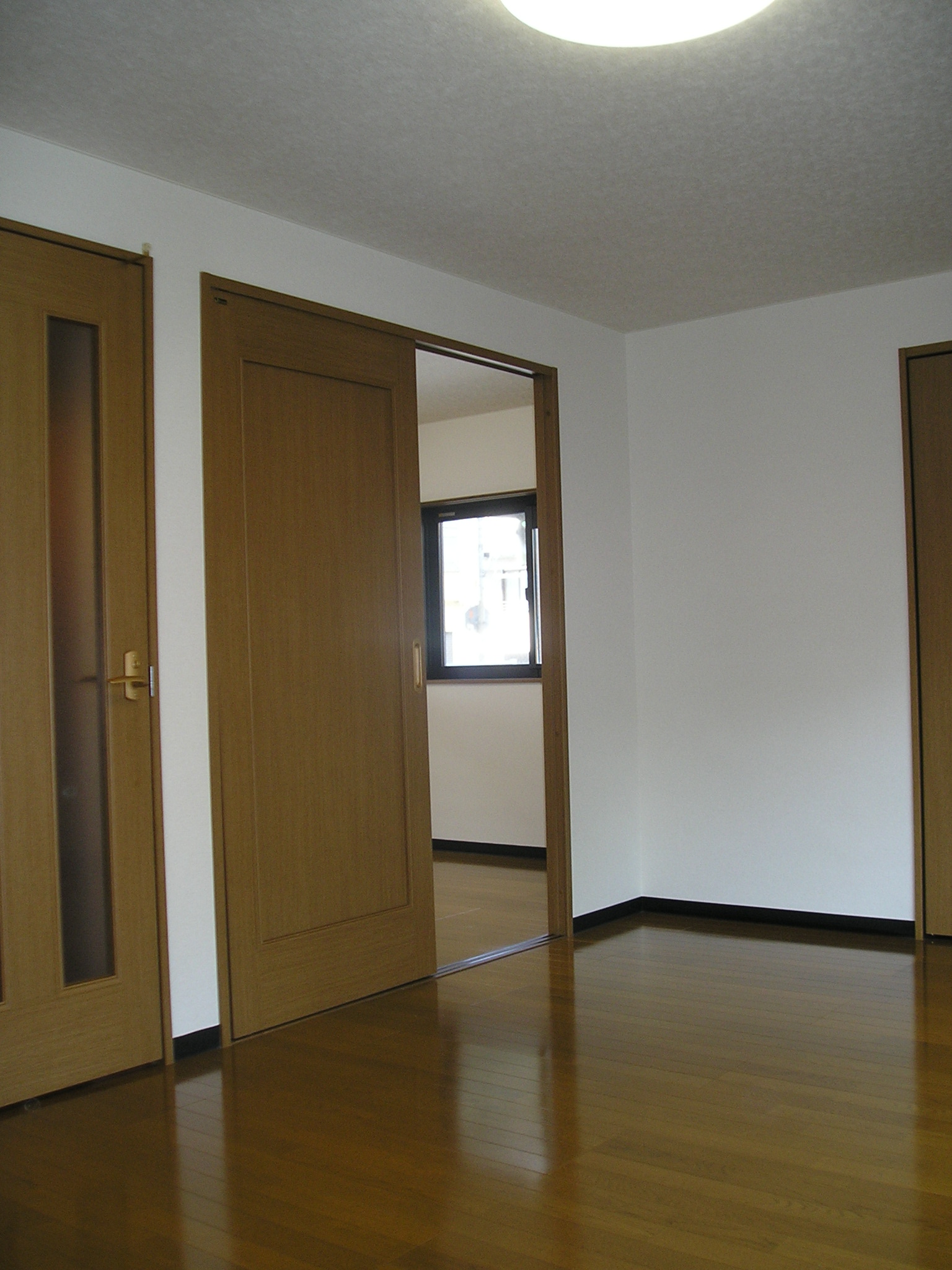 その他部屋・スペース　ＬＤＫ～洋室へ