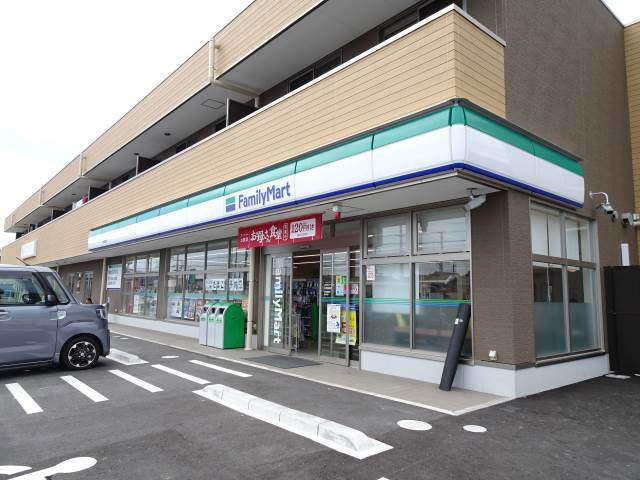 コンビニ　ファミリーマート大津高砂店（コンビニ）まで646m