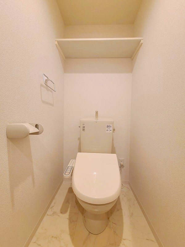 トイレ　人気のウォシュレットが設置されています！！