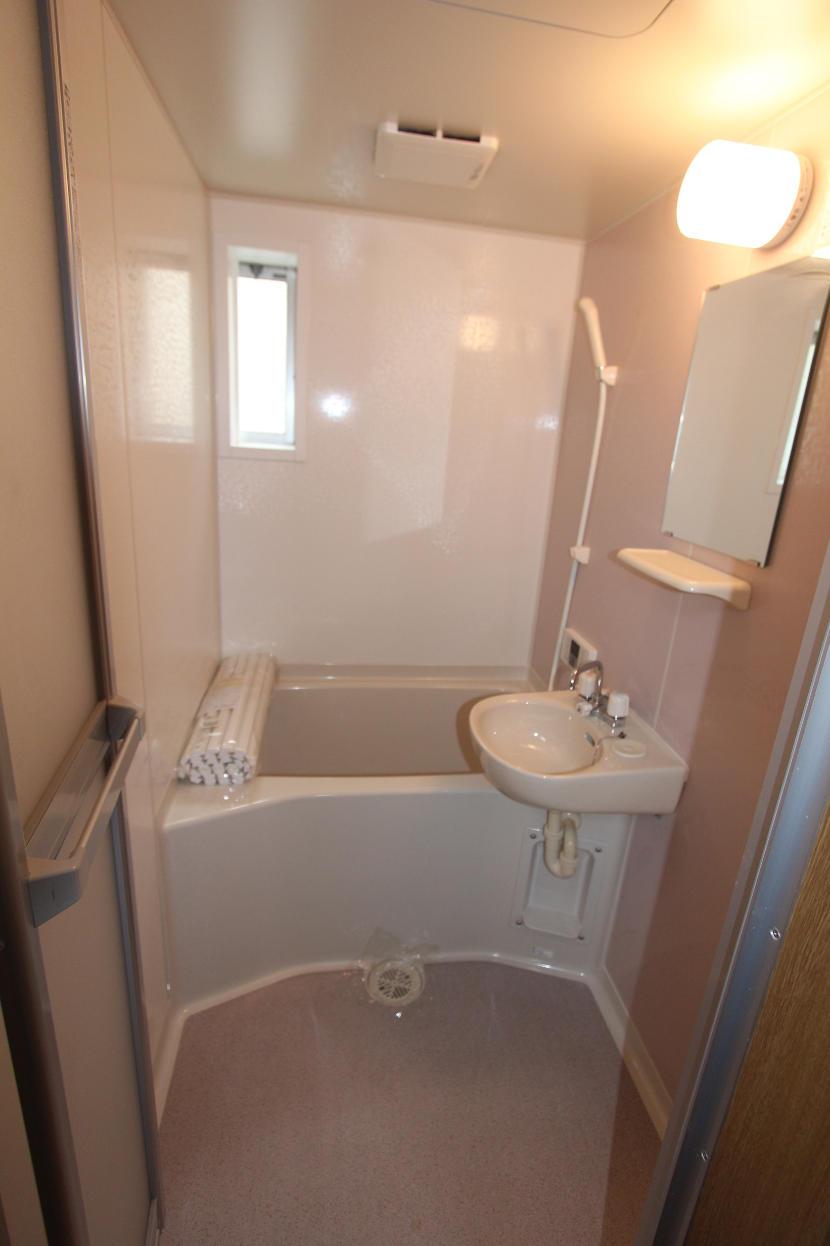 バス・シャワールーム　リフォーム済み　追い炊き