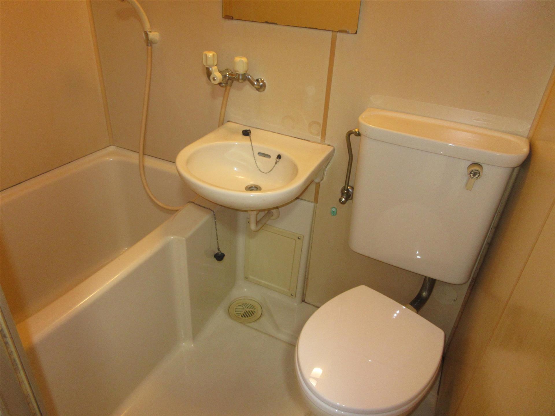 バス・シャワールーム