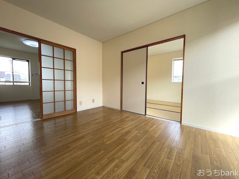 居室・リビング　6帖のダイニングキッチンです。