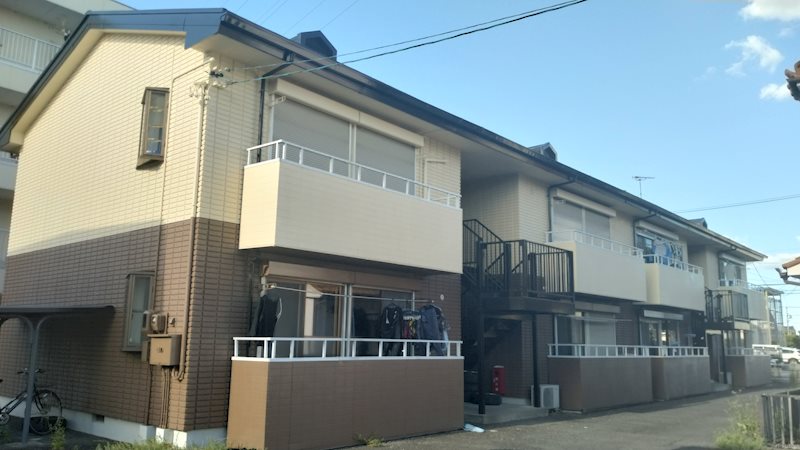 建物外観　スーパー等周辺環境が充実した便利なエリアの物件です♪