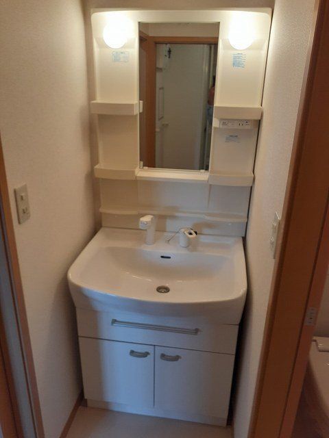 洗面設備　お問合せはタウンハウジングまで！※現地待合わせ相談可能