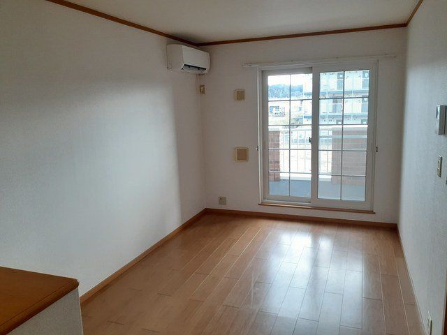 居室・リビング　お問合せはタウンハウジングまで！※現地待合わせ相談可能