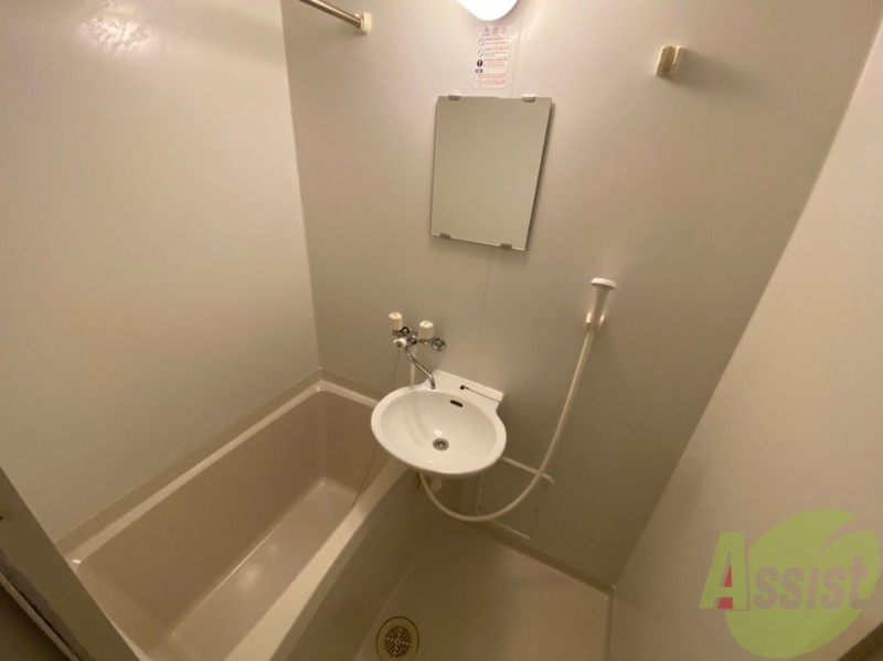 バス・シャワールーム　画像が反転している場合があります。